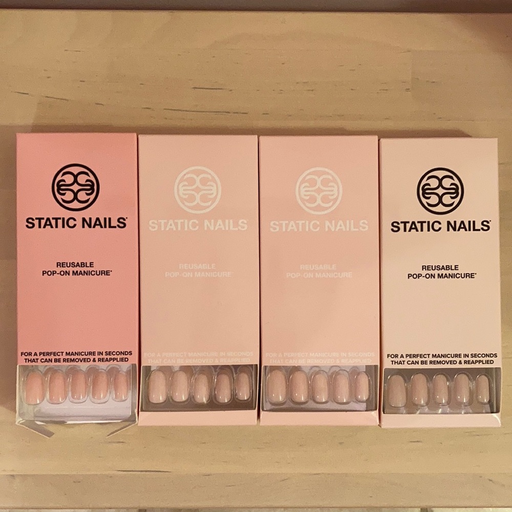 NWT Static nails, set of 4